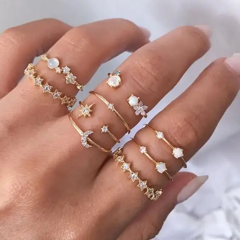 Bohemian Butterfly Pearl Rings Set for Women Shine Pearl Gothic Vintage Plated Retro Rhinestone Simple Finger Jewelry Gift