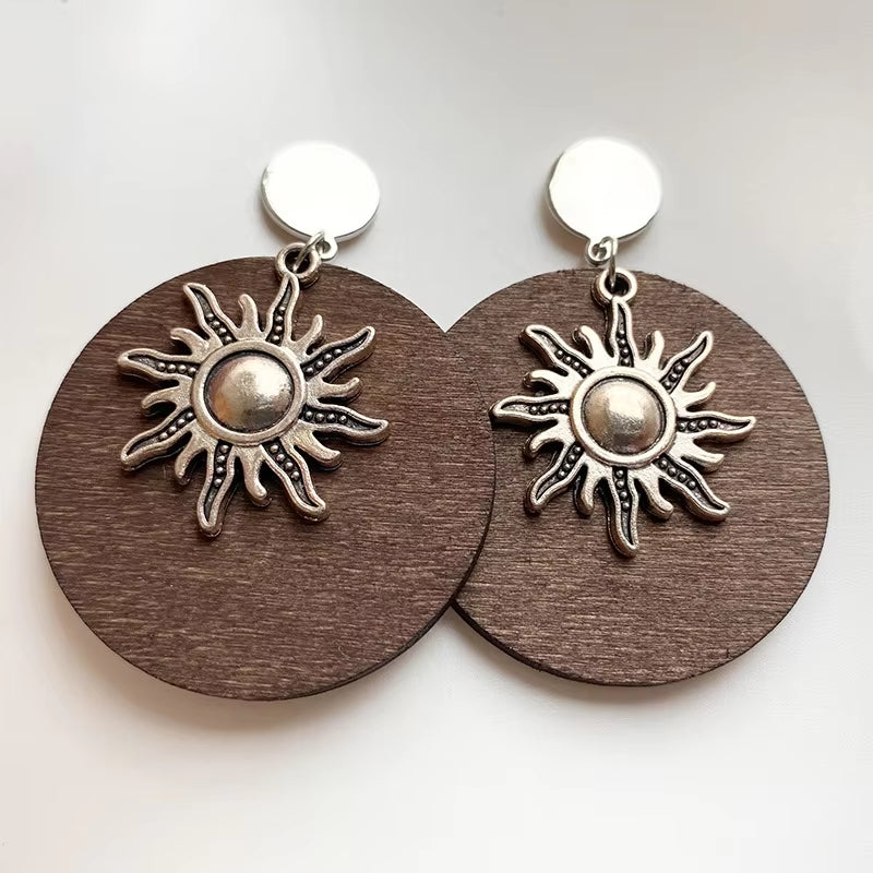 New Retro Bohemian Wood Earrings for Women Trendy Natural Wooden Statement Earrings Handmade Jewelry Wholesale